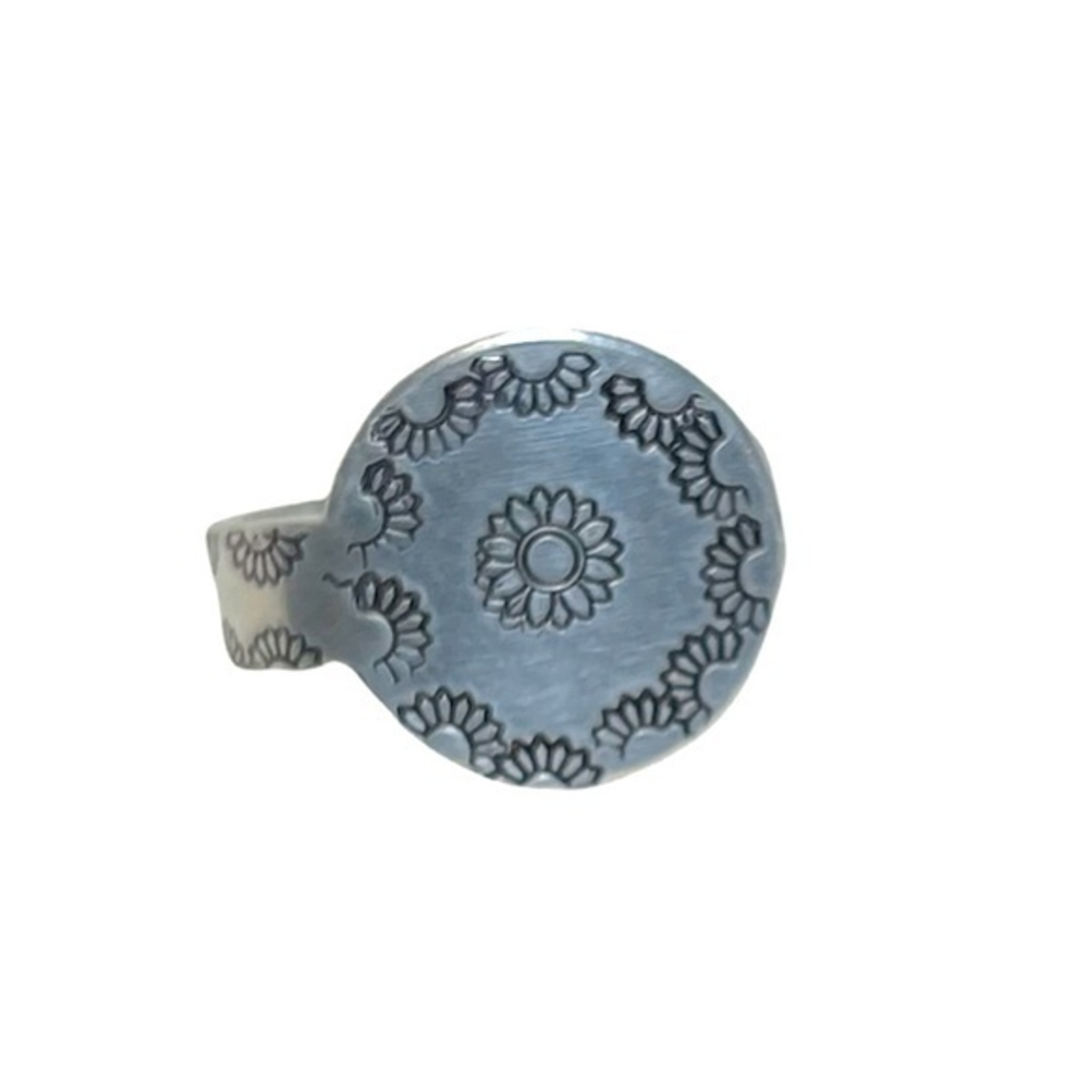 Handmade 9 stamped sunflower silver adjustable hypoallergenic medallion‎ ring